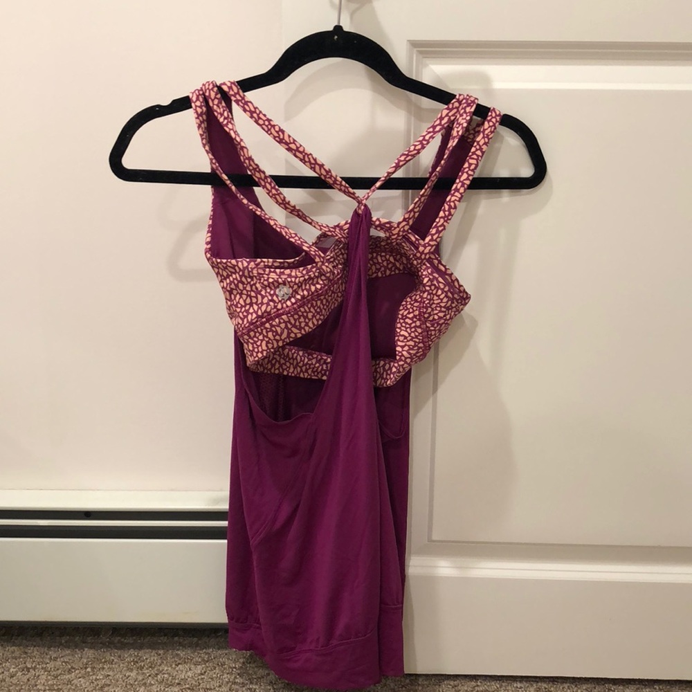 Lululemon tank bra attached